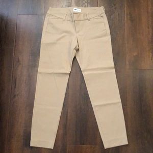 Old Navy PIxie Khaki Pants
